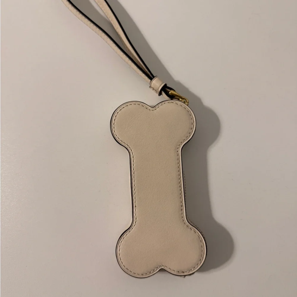 Coach Bone-Shaped Cream Coin Purse - Picture 1 of 6